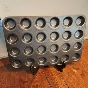 Pampered Chef Mini Muffin Non-Stick Pan